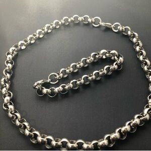 Silver Necklace and Bracelet set